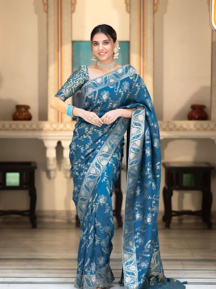 Rama Silk Saree With Unstitched Brocade Heavy Work Blouse