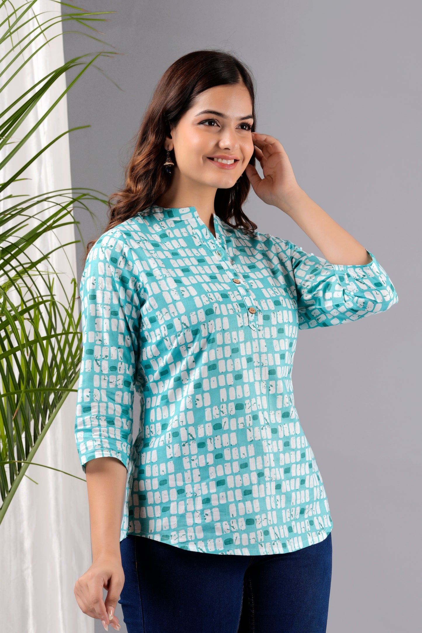Zesty Geometrical Printed 3/4 Sleeve Ladies Cotton Aqua Green Top for Women