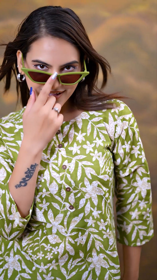 Green Floral Print Round Neck Rayon Top For Women