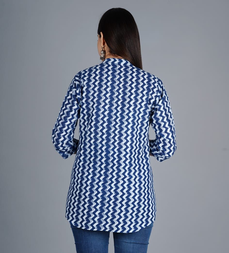 Zesty Geometric Printed 3/4 Sleeve Ladies Cotton Bluei Top for Women