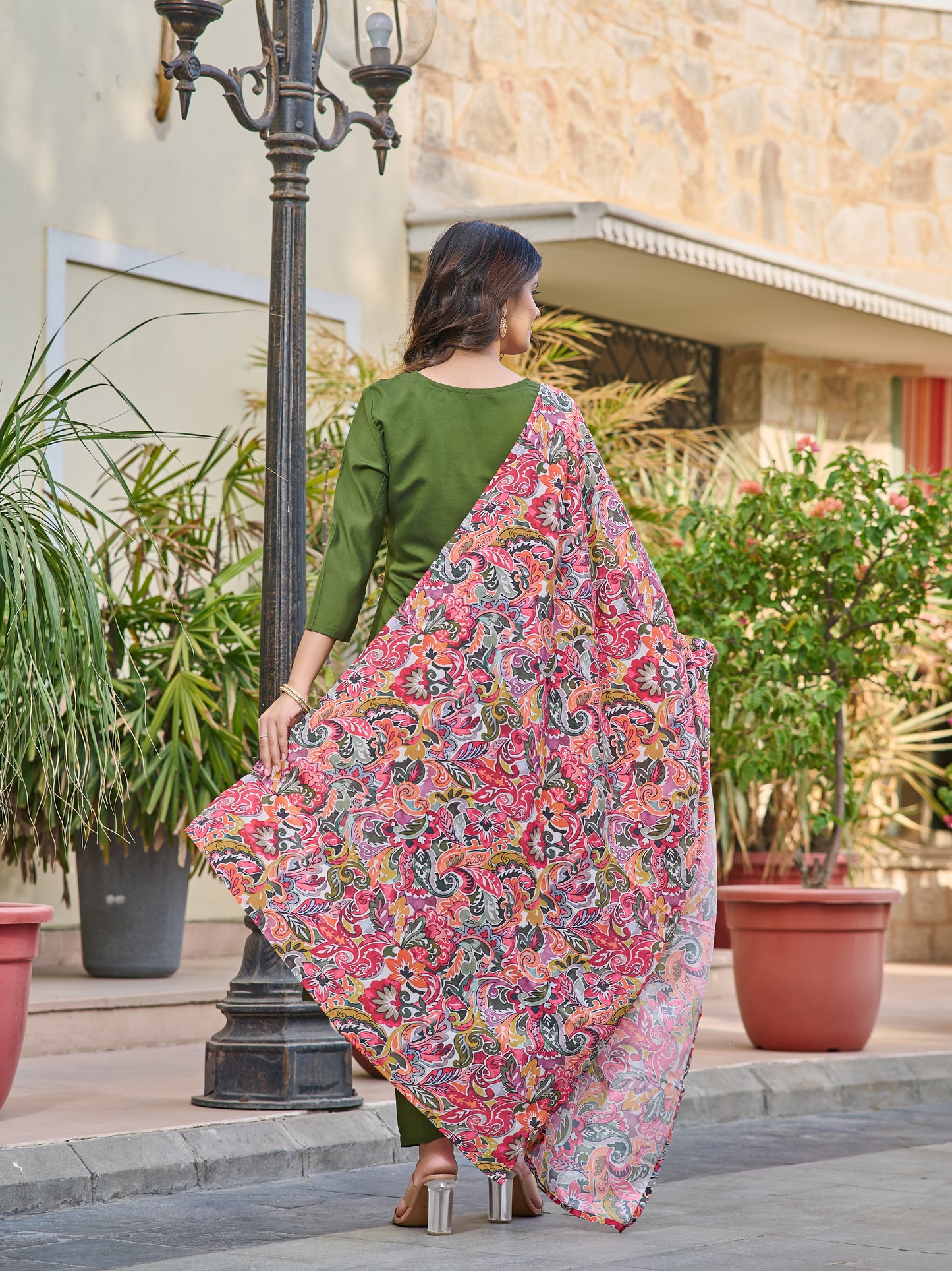 Green Embroidered Chanderi Kurti With Pant & Dupatta Set for Women