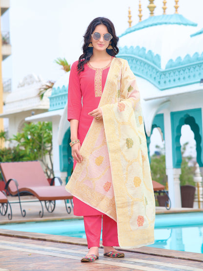 Pink Embroidered Chanderi Kurta With Pant And Dupatta Set for Women