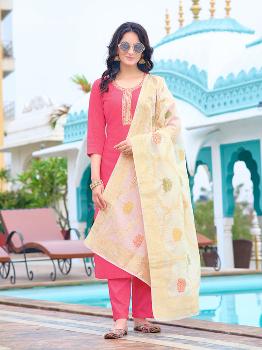 Pink Embroidered Chanderi Kurta With Pant And Dupatta Set for Women